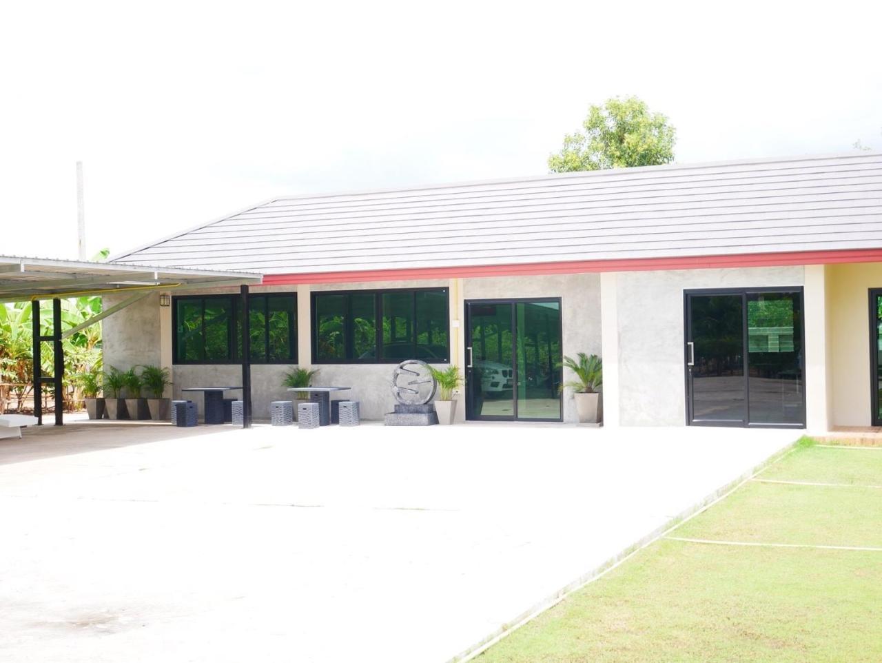 Tinna Resort Ban Nong Mai Ngam Exterior foto