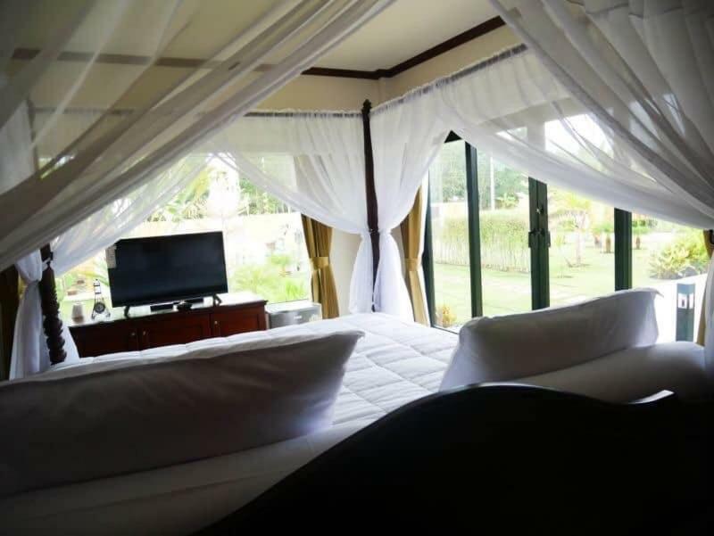 Tinna Resort Ban Nong Mai Ngam Exterior foto